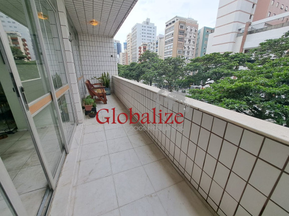 Imagem Imóvel com 4 Quartos à Venda, 345 m² em Gonzaga - Santos Imagem Imóvel com 4 Quartos à Venda, 345 m² em Gonzaga - Santos
