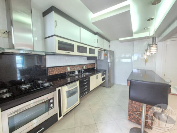 Imagem Apartamento com 2 Quartos à Venda, 79 m² em Centro - Balneário Camboriú Imagem Apartamento com 2 Quartos à Venda, 79 m² em Centro - Balneário Camboriú