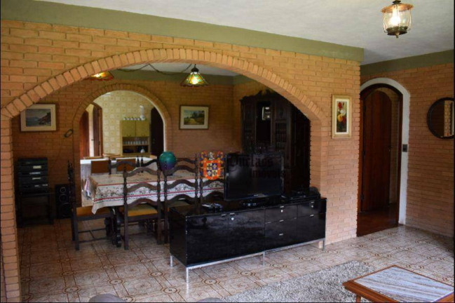 Imagem Chácara com 3 Quartos à Venda, 218 m² em Alto Da Boa Vista - Campos Do Jordão Imagem Chácara com 3 Quartos à Venda, 218 m² em Alto Da Boa Vista - Campos Do Jordão