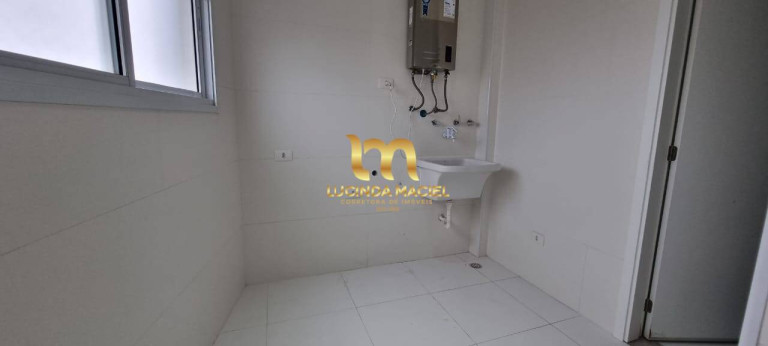 Imagem Apartamento com 3 Quartos à Venda, 130 m² em Canto Do Forte - Praia Grande Imagem Apartamento com 3 Quartos à Venda, 130 m² em Canto Do Forte - Praia Grande