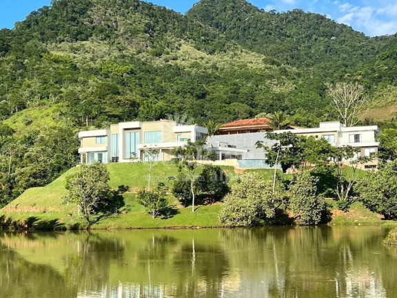 Imagem Casa com 7 Quartos à Venda, 764 m² em Centro - Cachoeiras De Macacu Imagem Casa com 7 Quartos à Venda, 764 m² em Centro - Cachoeiras De Macacu