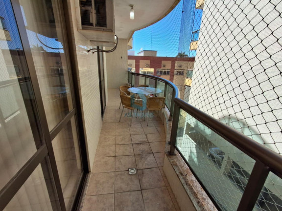 Imagem Apartamento com 2 Quartos à Venda, 116 m² em Centro - Cabo Frio