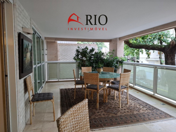 Imagem Imóvel com 4 Quartos à Venda, 282 m² em Leblon - Rio De Janeiro Imagem Imóvel com 4 Quartos à Venda, 282 m² em Leblon - Rio De Janeiro