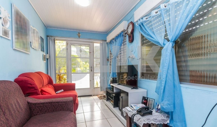 Imagem Casa com 2 Quartos à Venda, 180 m² em Jardim Floresta - Porto Alegre Imagem Casa com 2 Quartos à Venda, 180 m² em Jardim Floresta - Porto Alegre