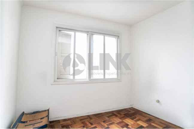 Imagem Apartamento com 3 Quartos à Venda, 81 m² em Higienópolis - Porto Alegre Imagem Apartamento com 3 Quartos à Venda, 81 m² em Higienópolis - Porto Alegre