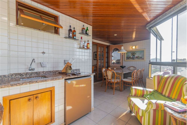 Imagem Apartamento com 3 Quartos à Venda, 150 m² em Jardim Planalto - Porto Alegre Imagem Apartamento com 3 Quartos à Venda, 150 m² em Jardim Planalto - Porto Alegre