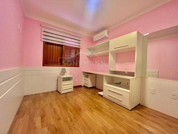 Imagem Casa com 4 Quartos à Venda, 218 m² em Capoeiras - Florianópolis