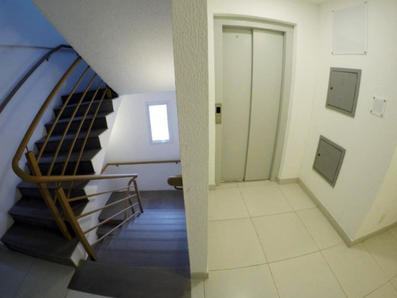 Imagem Apartamento com 2 Quartos à Venda, 80 m² em Passo Da Areia - Porto Alegre
