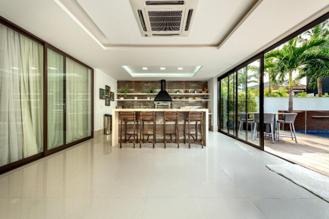 Imagem Casa de Condomínio com 5 Quartos para Alugar, 465 m² em Barra Da Tijuca - Rio De Janeiro Imagem Casa de Condomínio com 5 Quartos para Alugar, 465 m² em Barra Da Tijuca - Rio De Janeiro