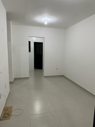 Imagem Casa com 2 Quartos para Alugar, 100 m² em Papagaio - Feira De Santana Imagem Casa com 2 Quartos para Alugar, 100 m² em Papagaio - Feira De Santana
