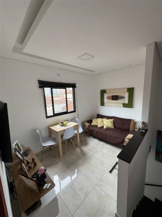 Imagem Casa de Condomínio com 2 Quartos à Venda, 50 m² em Guilhermina - Praia Grande