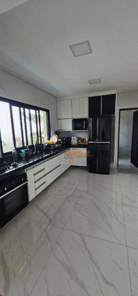 Imagem Casa com 3 Quartos à Venda, 300 m² em Jardim Imperial Hills Iii - Arujá Imagem Casa com 3 Quartos à Venda, 300 m² em Jardim Imperial Hills Iii - Arujá