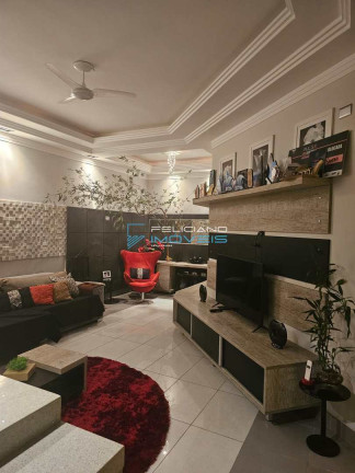Casa com 3 Quartos à Venda, 250 m² em Canto Do Forte - Praia Grande