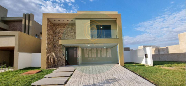 Casa com 4 Quartos à Venda, 480 m² em Condomínio Florais Itália - Cuiabá