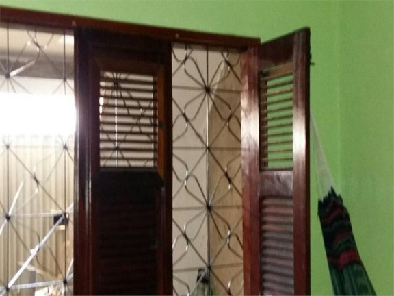 Imagem Imóvel com 4 Quartos à Venda, 150 m² em Siqueira - Fortaleza Imagem Imóvel com 4 Quartos à Venda, 150 m² em Siqueira - Fortaleza