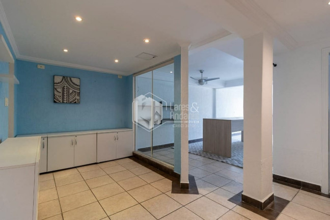 Imagem Casa com 3 Quartos à Venda, 271 m² em Parque Jabaquara - São Paulo Imagem Casa com 3 Quartos à Venda, 271 m² em Parque Jabaquara - São Paulo