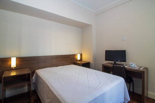 Imagem Imóvel com 1 Quarto à Venda, 27 m² em Centro Histórico - Porto Alegre Imagem Imóvel com 1 Quarto à Venda, 27 m² em Centro Histórico - Porto Alegre