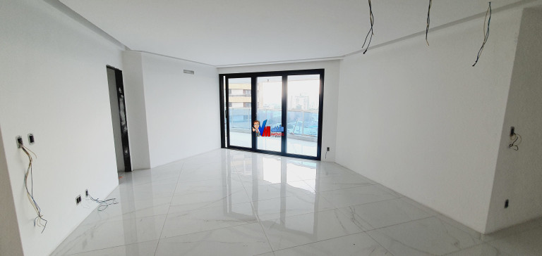 Imagem Apartamento com 5 Quartos à Venda, 300 m² em Adrianópolis - Manaus