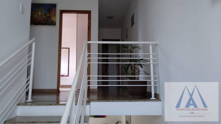Imagem Sobrado com 3 Quartos à Venda, 180 m² em Vila Cecília - Mogi Das Cruzes Imagem Sobrado com 3 Quartos à Venda, 180 m² em Vila Cecília - Mogi Das Cruzes