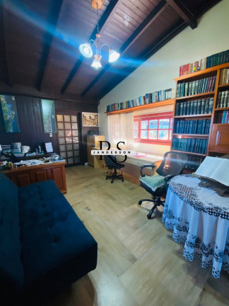 Imagem Casa com 2 Quartos à Venda, 80 m² em Centro - Torres Imagem Casa com 2 Quartos à Venda, 80 m² em Centro - Torres