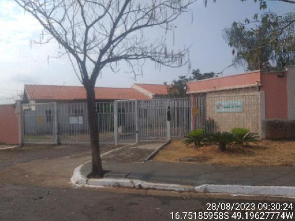 Casa com 3 Quartos à Venda, 194 m² em Residencial Brisas Do Cerrado - Goiania