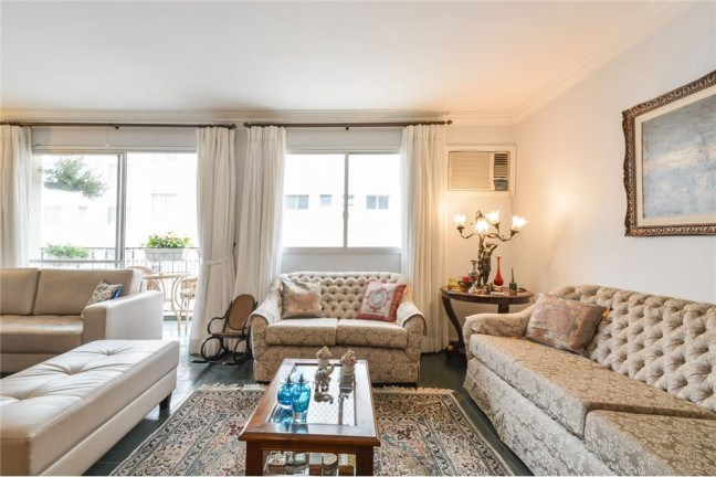 Imagem Apartamento com 4 Quartos à Venda, 161 m² em Moema - São Paulo Imagem Apartamento com 4 Quartos à Venda, 161 m² em Moema - São Paulo