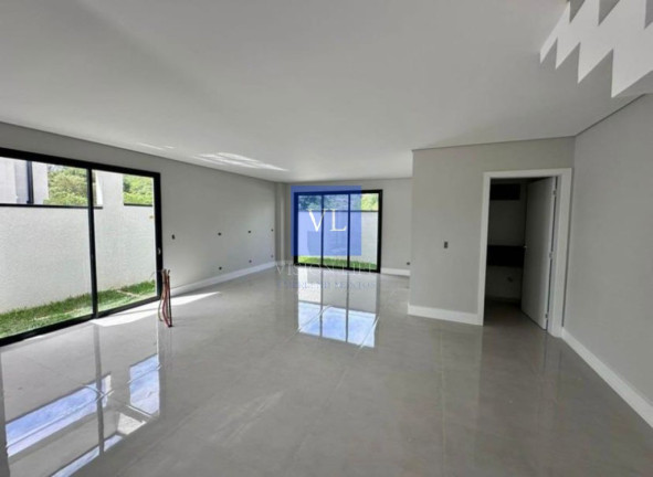 Imagem Casa com 3 Quartos à Venda, 128 m² em Santa Candida - Curitiba