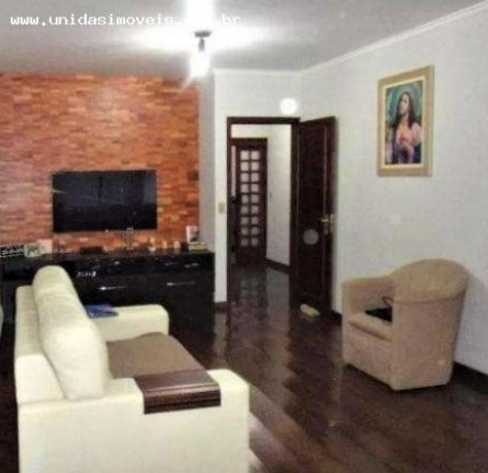 Imagem Casa com 4 Quartos à Venda, 240 m² em Jardim Dos Prados - São Paulo