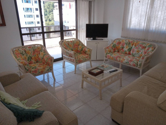 Apartamento com 3 Quartos à Venda,  em Pitangueiras - Guarujá