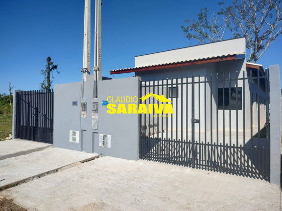 Casa com 2 Quartos à Venda, 55 m² em Balneario Dos Golfinhos - Caraguatatuba