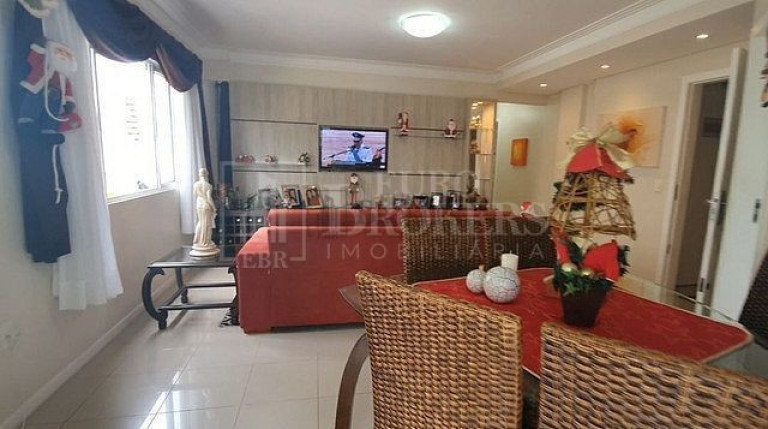 Imagem Apartamento com 3 Quartos à Venda, 117 m² em Centro - Balneário Camboriú Imagem Apartamento com 3 Quartos à Venda, 117 m² em Centro - Balneário Camboriú