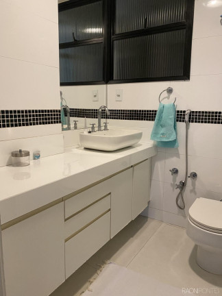 Imagem Apartamento com 4 Quartos à Venda, 240 m² em Ingá - Niterói