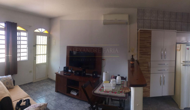 Imagem Casa com 3 Quartos à Venda, 130 m² em Centro - São Sebastião