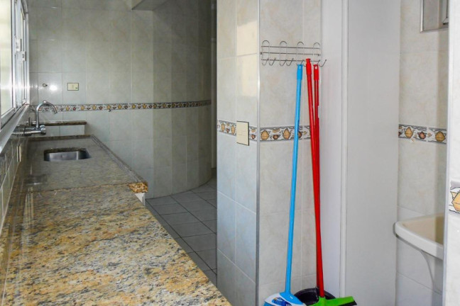 Imagem Apartamento com 3 Quartos à Venda, 129 m² em Pitangueiras - Guarujá