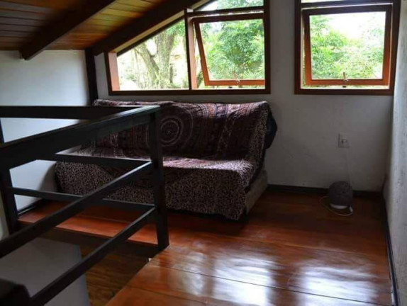 Imagem Casa com 4 Quartos à Venda, em Lagoa Da Conceição - Florianópolis Imagem Casa com 4 Quartos à Venda, em Lagoa Da Conceição - Florianópolis