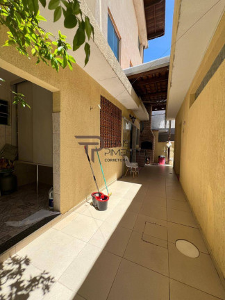 Imagem Casa com 3 Quartos à Venda, 250 m² em Santo Antônio - Osasco Imagem Casa com 3 Quartos à Venda, 250 m² em Santo Antônio - Osasco