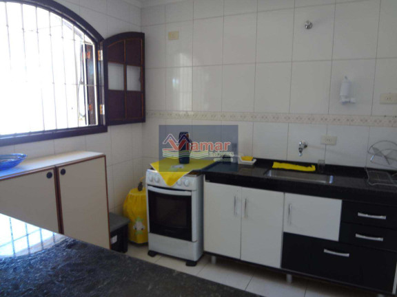Imagem Casa com 2 Quartos para Temporada, 90 m² em Jardim Enseada - Guarujá Imagem Casa com 2 Quartos para Temporada, 90 m² em Jardim Enseada - Guarujá