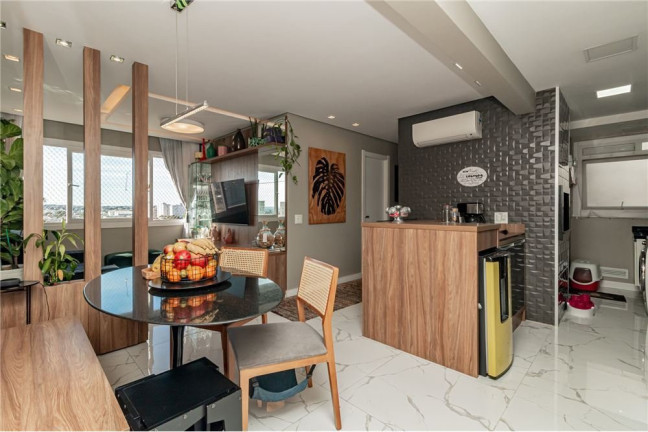 Imagem Apartamento com 3 Quartos à Venda, 76 m² em São Sebastião - Porto Alegre