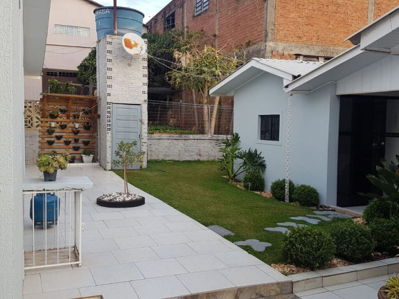 Imagem Casa com 6 Quartos à Venda, 345 m² em Centro - Xaxim Imagem Casa com 6 Quartos à Venda, 345 m² em Centro - Xaxim