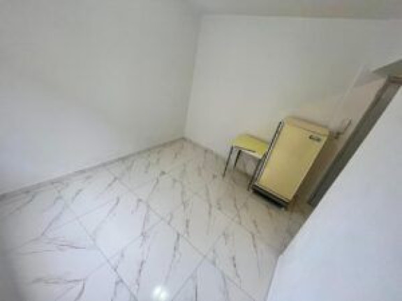 Imagem Kitnet com 1 Quarto à Venda, 18 m² em Vila Assunção - Praia Grande Imagem Kitnet com 1 Quarto à Venda, 18 m² em Vila Assunção - Praia Grande
