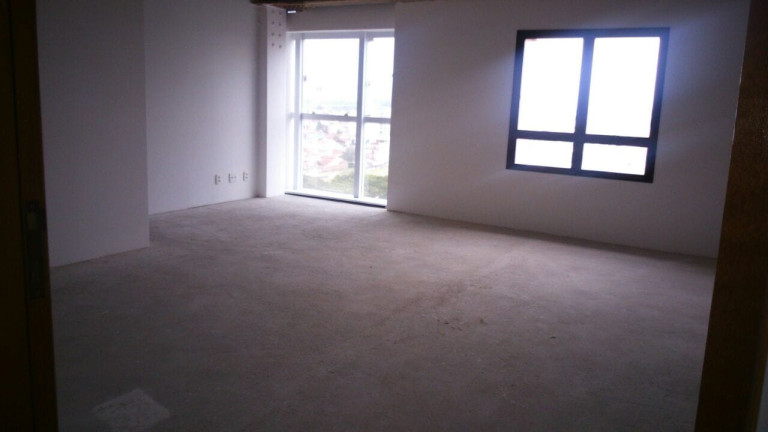 Sala Comercial à Venda, 38 m² em Centro - Pindamonhangaba