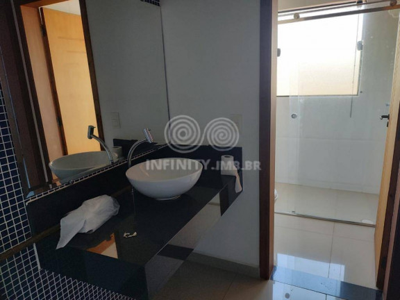 Imagem Casa com 10 Quartos à Venda ou Locação, 320 m² em Cidade Satélite - Atibaia Imagem Casa com 10 Quartos à Venda ou Locação, 320 m² em Cidade Satélite - Atibaia