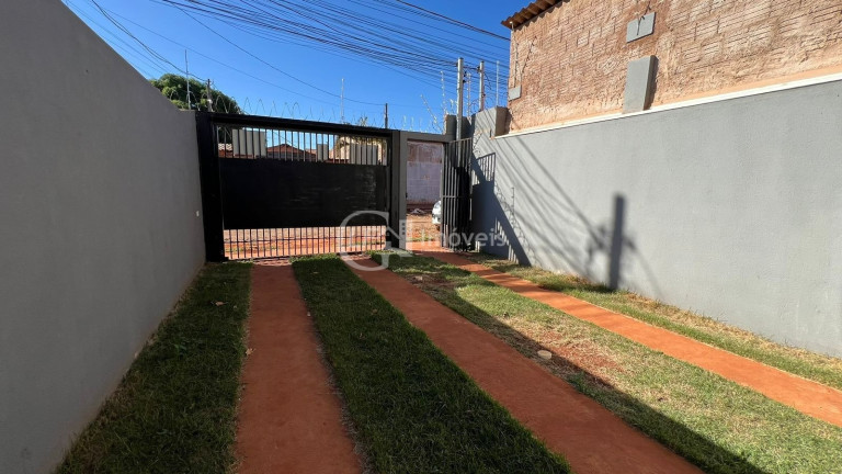 Imagem Casa com 2 Quartos à Venda, 60 m² em Jardim Carioca - Campo Grande Imagem Casa com 2 Quartos à Venda, 60 m² em Jardim Carioca - Campo Grande