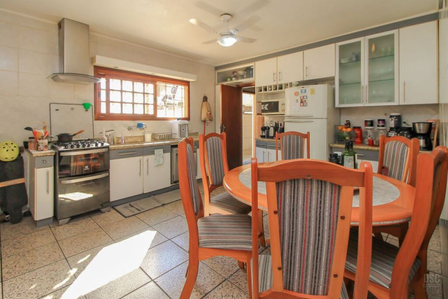Imagem Casa com 3 Quartos à Venda, 205 m² em Tristeza - Porto Alegre Imagem Casa com 3 Quartos à Venda, 205 m² em Tristeza - Porto Alegre