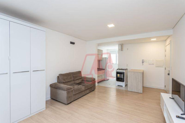 Imagem Studio com 1 Quarto para Alugar, 37 m² em Centro - Porto Alegre Imagem Studio com 1 Quarto para Alugar, 37 m² em Centro - Porto Alegre