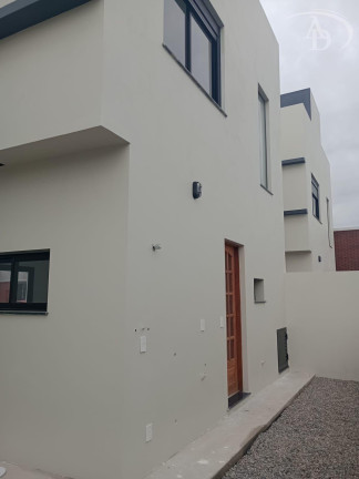 Imagem Casa com 2 Quartos à Venda, 75 m² em Cassino - Rio Grande Imagem Casa com 2 Quartos à Venda, 75 m² em Cassino - Rio Grande