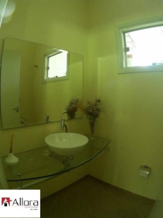 Imagem Casa com 3 Quartos à Venda, 450 m² em Centro - Pouso Alegre Imagem Casa com 3 Quartos à Venda, 450 m² em Centro - Pouso Alegre