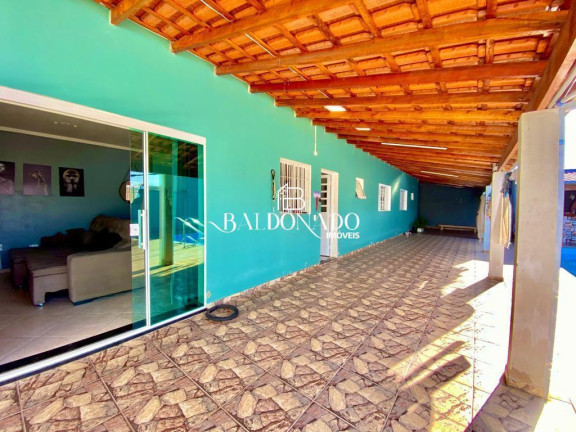 Imagem Casa com 3 Quartos à Venda, 220 m² em Itapeva - Itapeva Imagem Casa com 3 Quartos à Venda, 220 m² em Itapeva - Itapeva