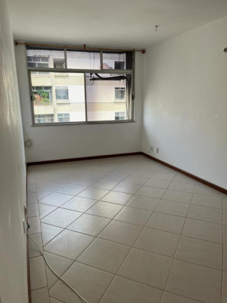 Imagem Apartamento com 2 Quartos à Venda, 70 m² em Praça Seca - Rio De Janeiro Imagem Apartamento com 2 Quartos à Venda, 70 m² em Praça Seca - Rio De Janeiro