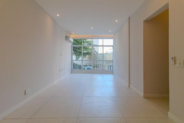 Imagem Apartamento com 3 Quartos à Venda, 112 m² em Ipanema - Rio De Janeiro Imagem Apartamento com 3 Quartos à Venda, 112 m² em Ipanema - Rio De Janeiro